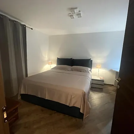 Comfortable And Sunny 4 Minutes Skiing Facilities * Valtournenche